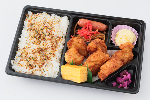 唐揚げデラックス/500円(税込)